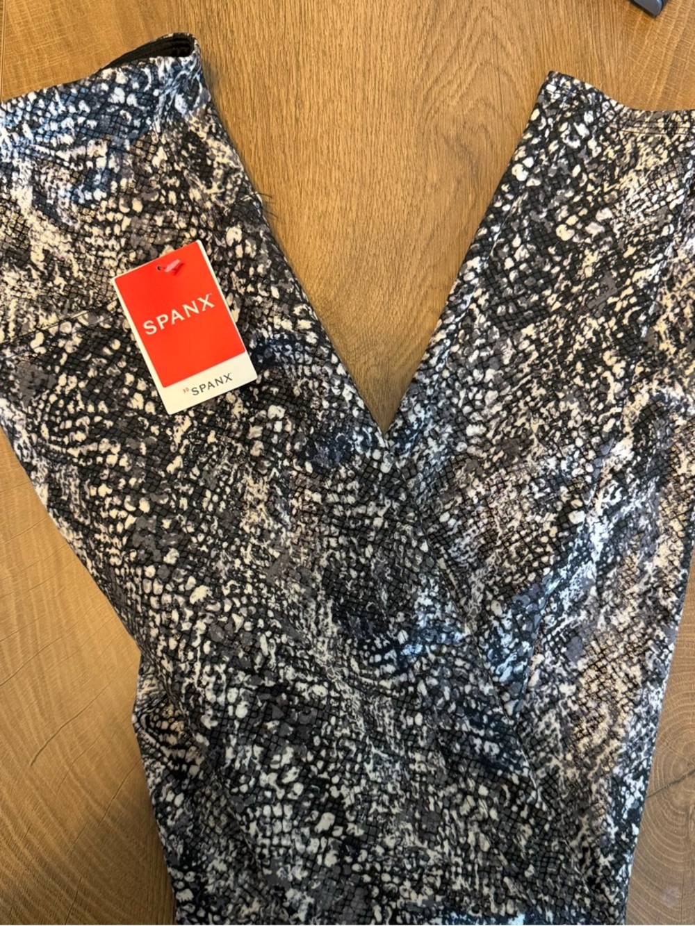 SPANX Black & White Snake-Print Leggings